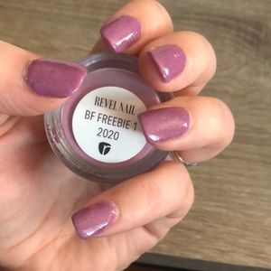 FREE W/PURCHASE Revel Nail Dip Purple Shimmer